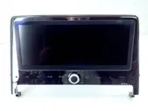 Radio / CD-Player / DVD-Player / Navigation