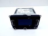 Radio / CD-Player / DVD-Player / Navigation