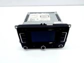 Panel / Radioodtwarzacz CD/DVD/GPS