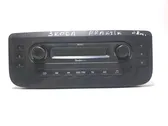 Radio/CD/DVD/GPS head unit