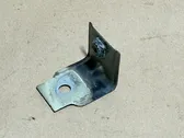 Fender mounting bracket
