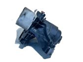 Oil filter mounting bracket