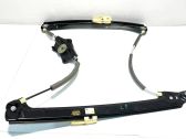 Front window lifting mechanism without motor
