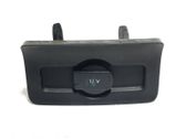 12 V Socket (rear)