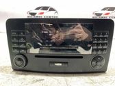 Radio / CD-Player / DVD-Player / Navigation