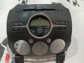 Radio/CD/DVD/GPS head unit
