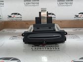 Radio/CD/DVD/GPS head unit