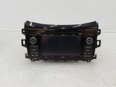 Radio / CD-Player / DVD-Player / Navigation
