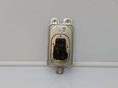 Voltage converter/converter module