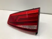 Tailgate rear/tail lights