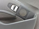 Revestimiento de puerta delantera
