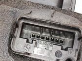 Serrure de porte avant