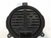 Altavoz de la puerta delantera