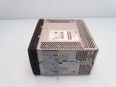 Radio / CD-Player / DVD-Player / Navigation