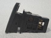 Botón interruptor de luz de peligro