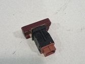 Botón interruptor de luz de peligro