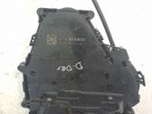 Serrure de porte avant