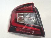 Lámpara de faros/luces traseros