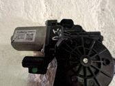 Motor del regulador de la ventanilla de la puerta delantera