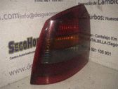 Lámpara de faros/luces traseros