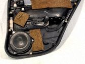Moldura del tarjetero de la puerta trasera