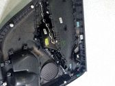 Moldura del tarjetero de la puerta trasera