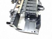 Manecilla externa puerta delantera