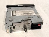 Radio / CD-Player / DVD-Player / Navigation