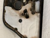 Moldura del tarjetero de la puerta trasera