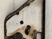 Moldura del tarjetero de la puerta trasera