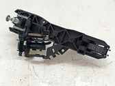 Manecilla externa puerta delantera