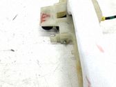 Manecilla externa puerta trasera