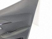 Moldura del tarjetero de la puerta trasera
