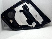 Moldura del tarjetero de la puerta trasera