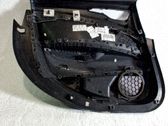 Moldura del tarjetero de la puerta trasera