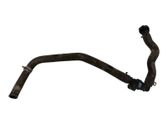 Tuyau de liquide de refroidissement moteur