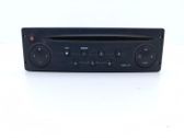 Radio / CD-Player / DVD-Player / Navigation