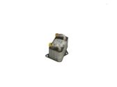 Oil filter mounting bracket