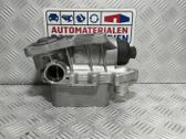 Oil filter mounting bracket