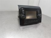 Radio / CD-Player / DVD-Player / Navigation