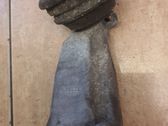 Engine mounting bracket