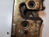 Serrure de porte avant