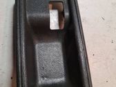 Moldura del asa interna de la puerta delantera