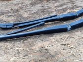 Front wiper blade arm