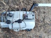 Windshield washer fluid reservoir/tank