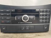 Radio / CD-Player / DVD-Player / Navigation