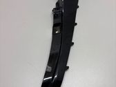 Moldura inferior de faro delantero/faro principal