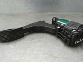 Accelerator throttle pedal