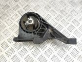 Engine mount bracket