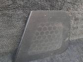 Takaoven kaiuttimen kehys